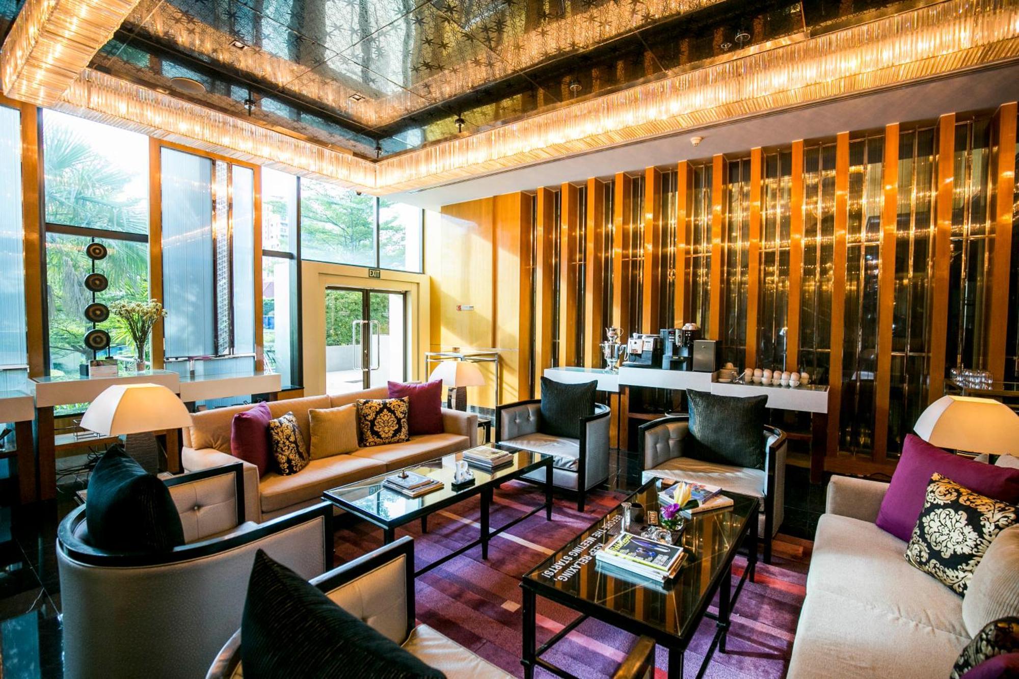 Renaissance Ratchaprasong Hotel 5*